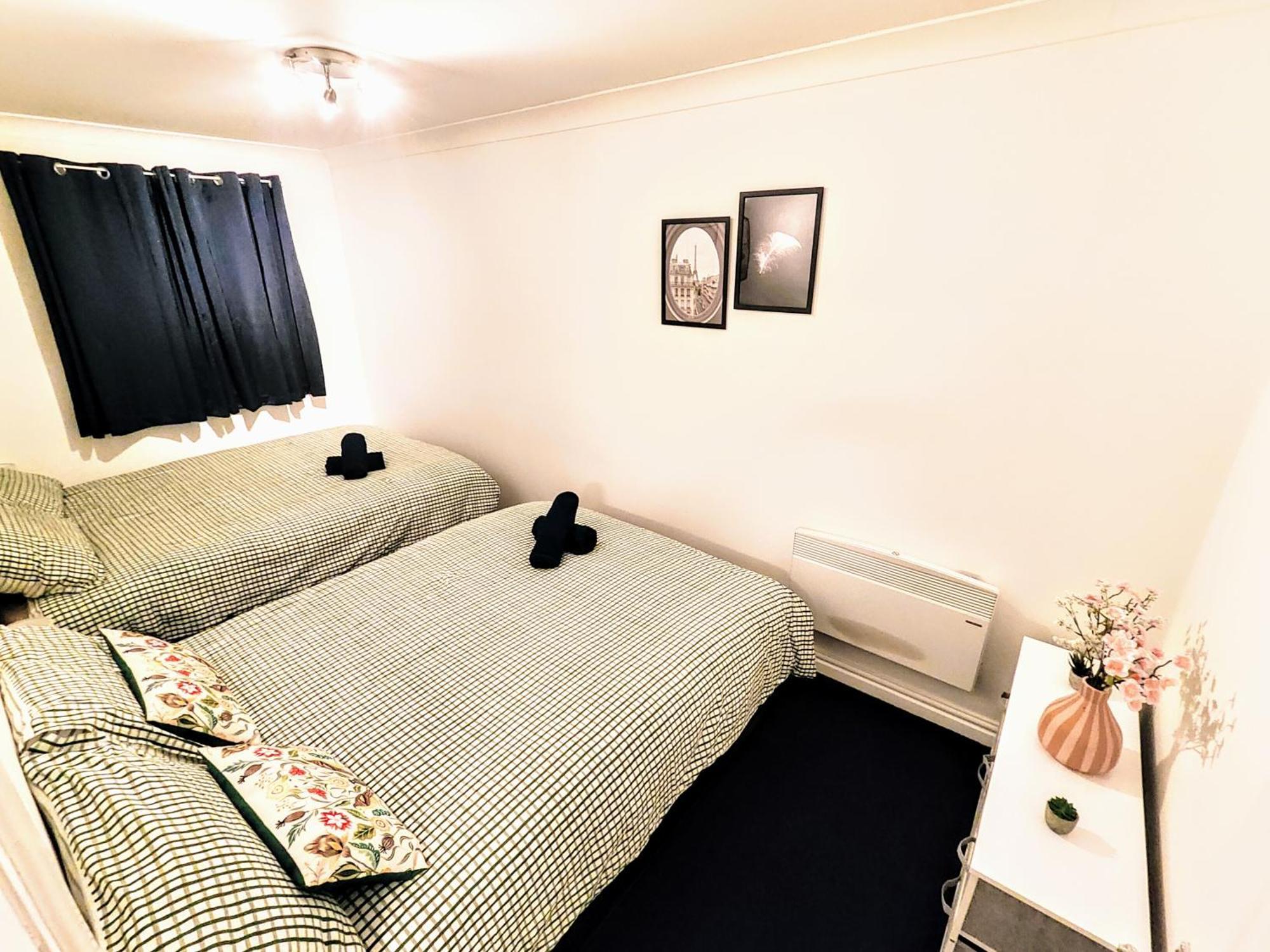 La Casita, Quarry - 2 Bedroom Entire Apartment With Free Parking Glasgow Ngoại thất bức ảnh
